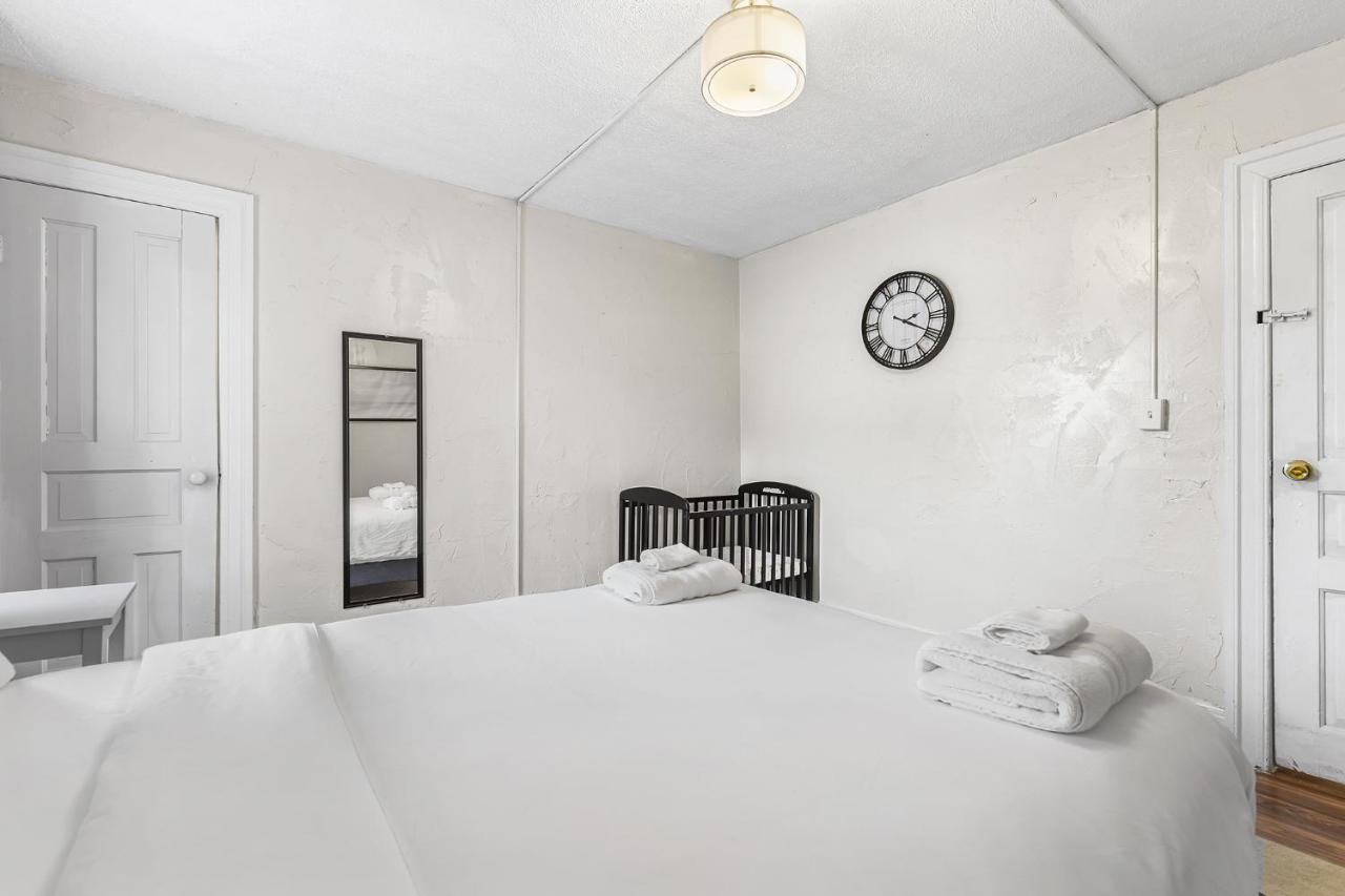 Contemporary Urban Home 尼亚加拉瀑布 外观 照片
